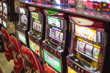 menang 303 featured game showcase